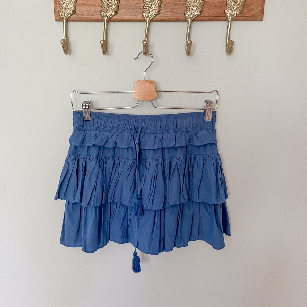 Adorable blue ruffle skort size small
